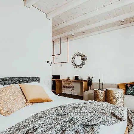 Maregold Mykonos Micro-boutique Suites, Adults Only Oda ve Kahvaltı
